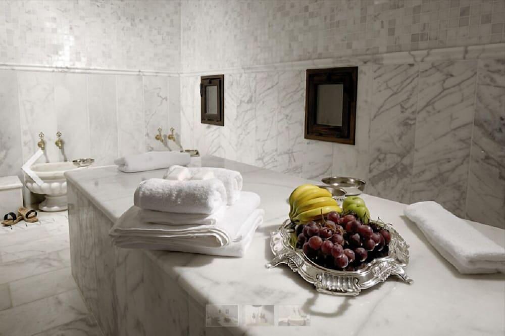 Kanuni Kervansaray Historical 5* Çeşme