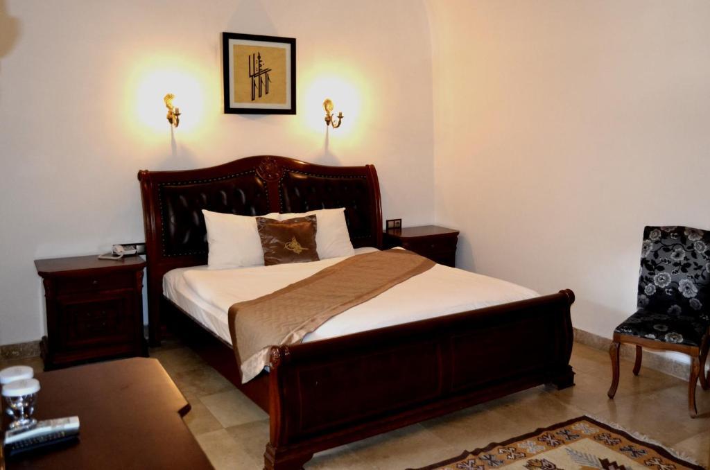 Otel Kanuni Kervansaray Historical Çeşme