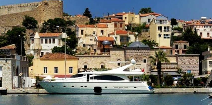 Kanuni Kervansaray Historical Çeşme